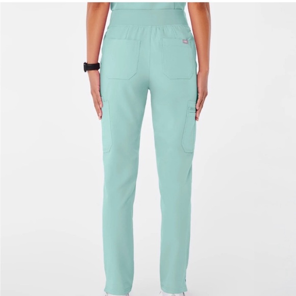 SOLD NA Figs Seaglass Scrub Set XS & SP - Picture 3 of 15